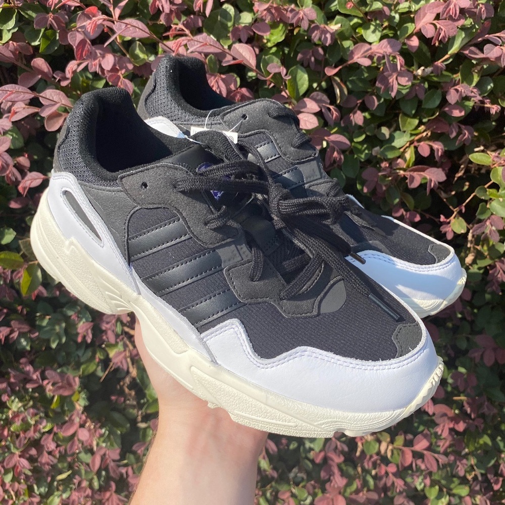 Brand New Vintage Style Adidas Sneakers